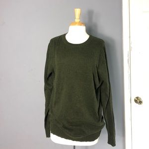 Old navy olive sweater